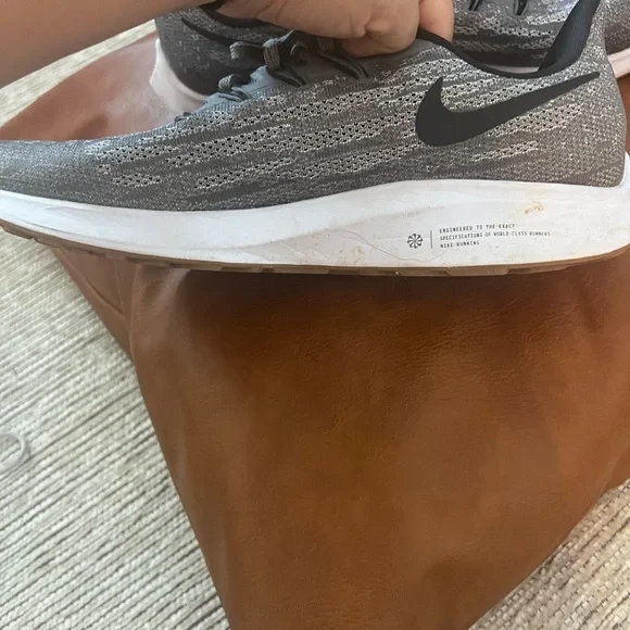 Nike Air Zoom Pegasus 36 in Gunsmoke - Picture 8 of 8